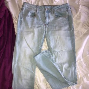 Light wash jeggings American Eagle